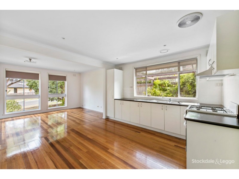 2 Bradley Terrace, Narre Warren VIC 3805