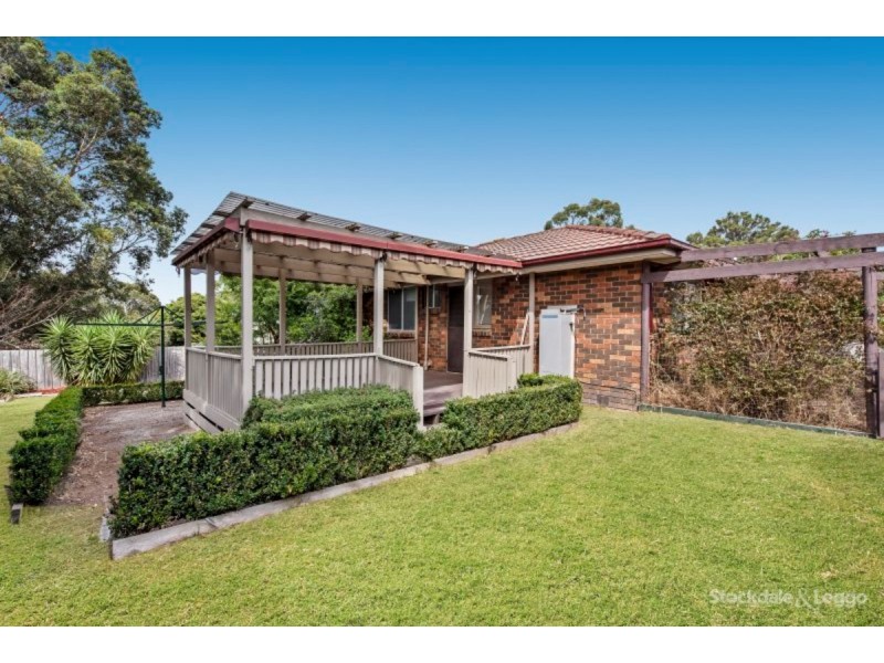 2 Bradley Terrace, Narre Warren VIC 3805