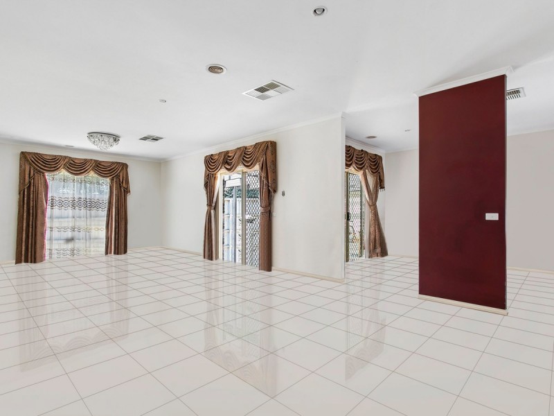 3 Nevin Grove, Berwick VIC 3806