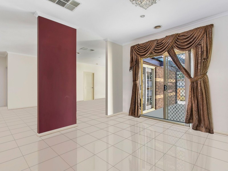 3 Nevin Grove, Berwick VIC 3806