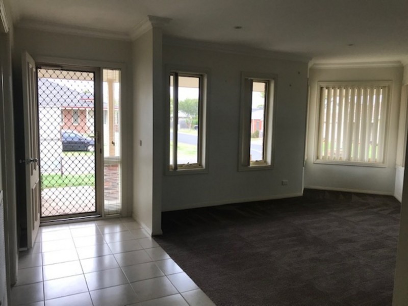 1 Cusack Way, Lynbrook VIC 3975