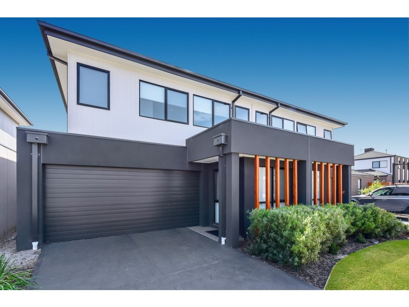 4 Llano Circuit, Berwick VIC 3806