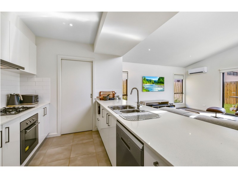 4 Llano Circuit, Berwick VIC 3806