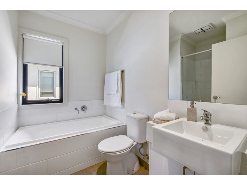 4 Llano Circuit, Berwick VIC 3806