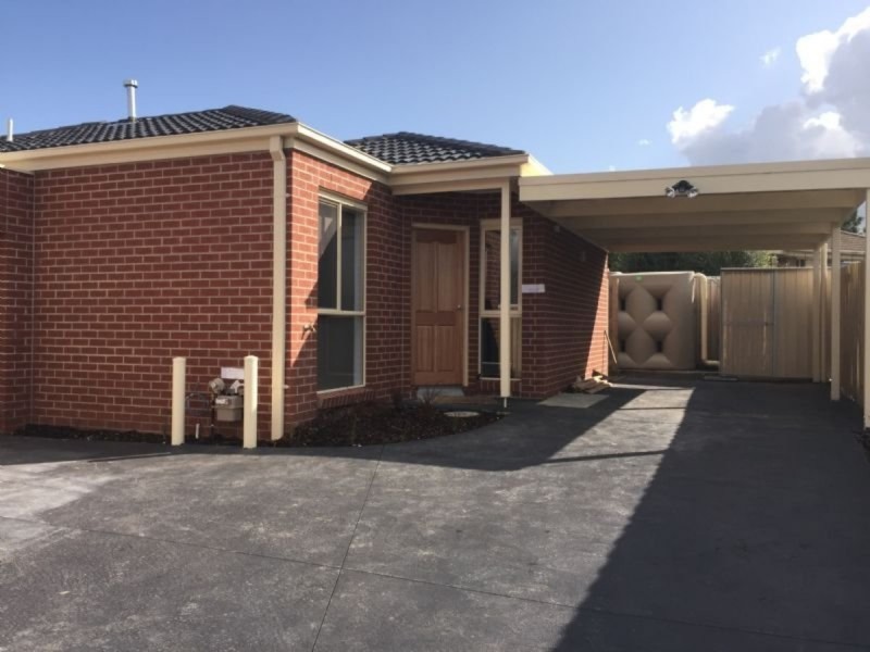 2/24 Amber Crescent, Narre Warren VIC 3805