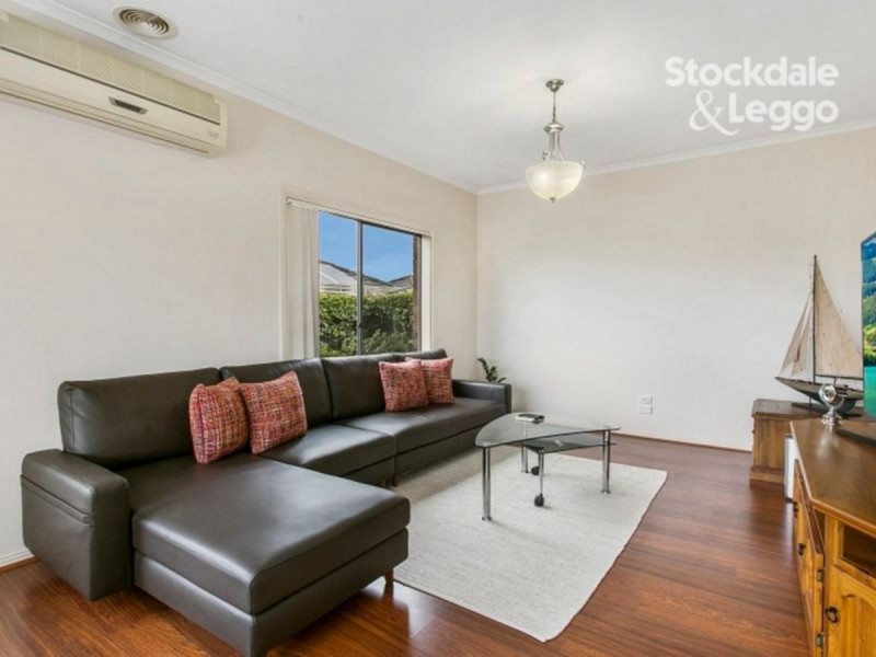 99 Melzak Way, Berwick VIC 3806