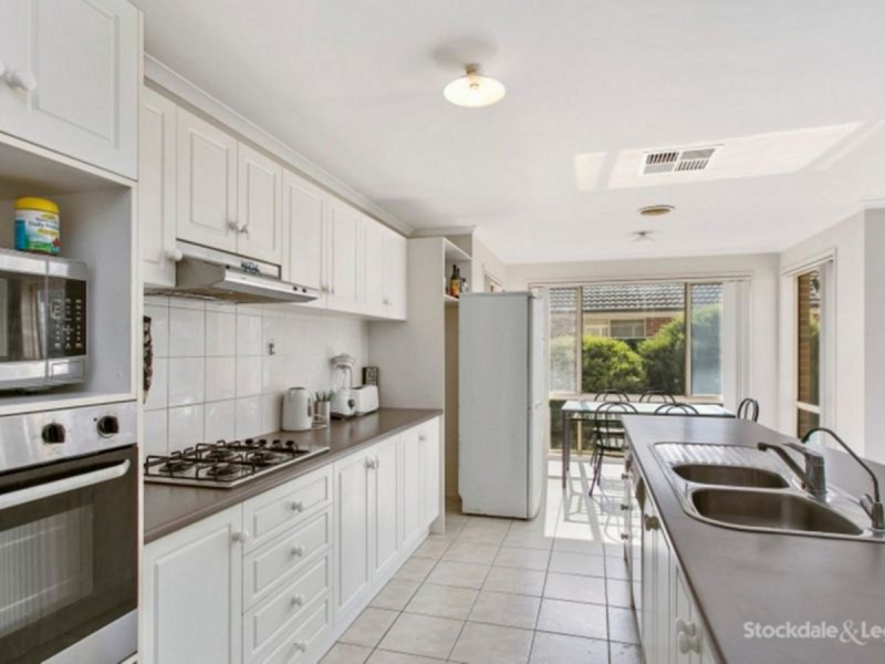 3 Croxley Place, Narre Warren South VIC 3805