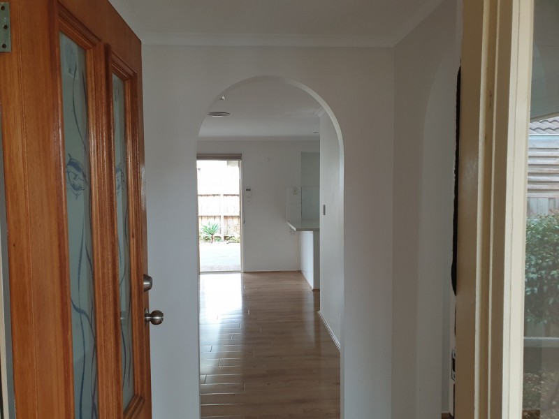 24 Cottswold Avenue, Narre Warren VIC 3805