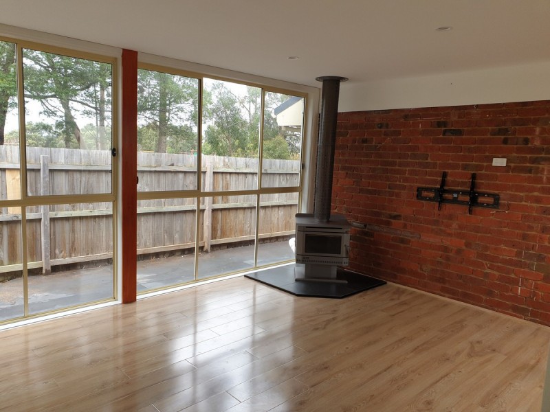 24 Cottswold Avenue, Narre Warren VIC 3805