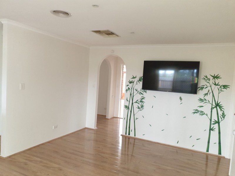 24 Cottswold Avenue, Narre Warren VIC 3805