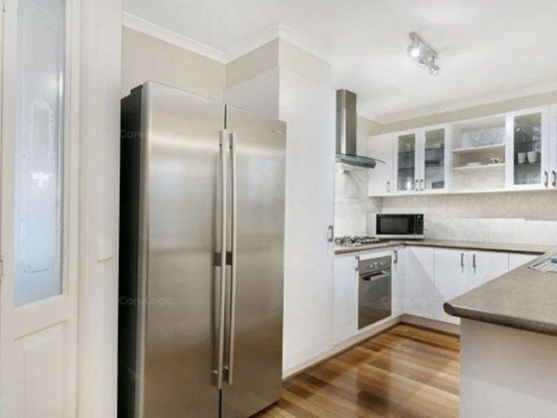 74 Kingston Avenue, Narre Warren South VIC 3805