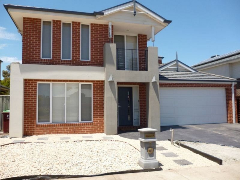 5 Sunhill Way, Berwick VIC 3806