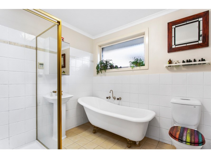 12 Briar Close, Narre Warren VIC 3805