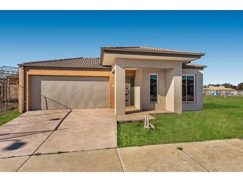 56 Poe Circuit, Officer VIC 3809