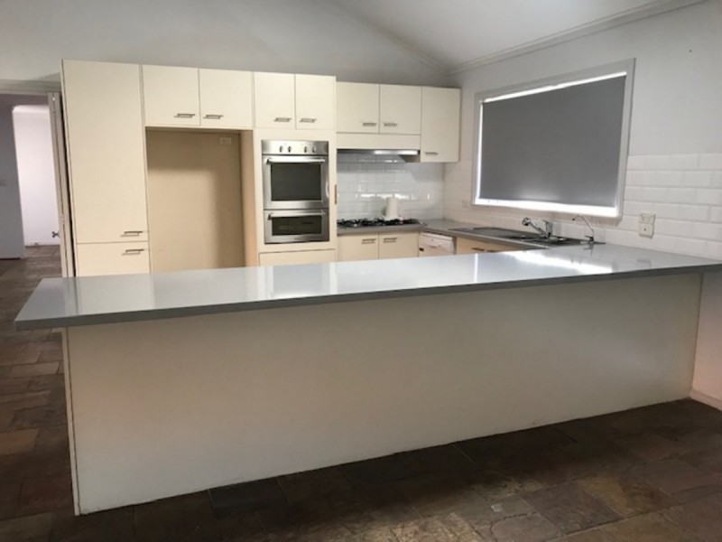 31 Kendall Drive, Narre Warren VIC 3805