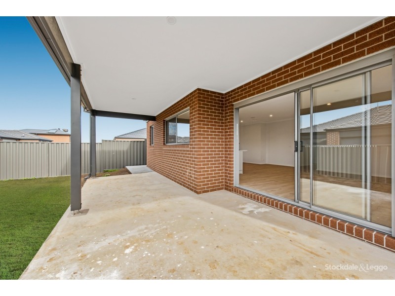 16 Amazon Avenue, Clyde VIC 3978