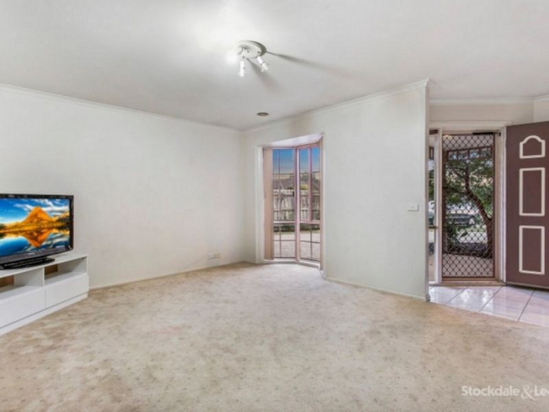 10 Angel Close, Narre Warren South VIC 3805