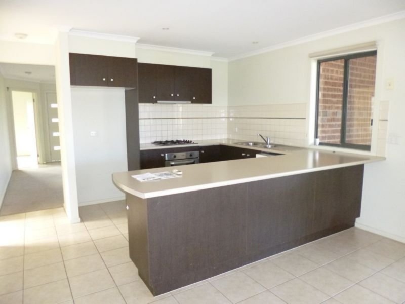 40 Sing Crescent, Berwick VIC 3806