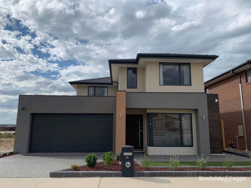 94 New Grange Boulevard, Clyde North VIC 3978