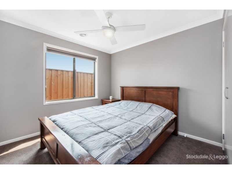 84 Lincoln Avenue, Officer VIC 3809