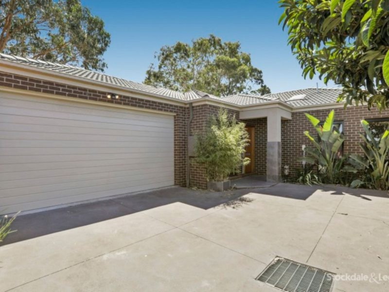 18A Meadow Wood Walk, Narre Warren VIC 3805