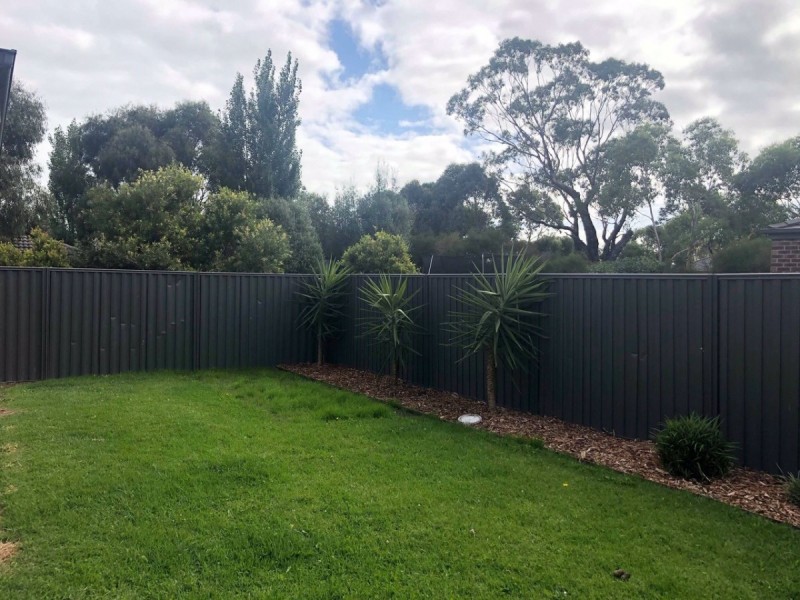 5 Wild Cherry Avenue, Pakenham VIC 3810