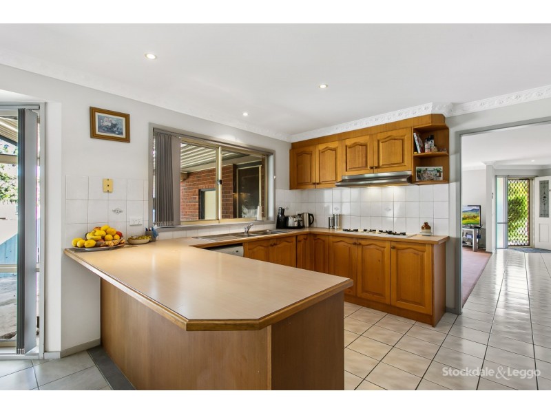 86 Norfolk Drive, Narre Warren VIC 3805