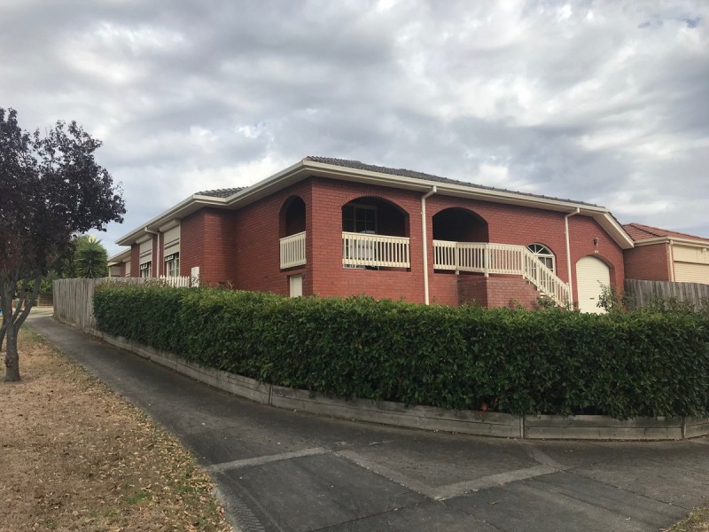 11 Blackwood Drive, Narre Warren VIC 3805