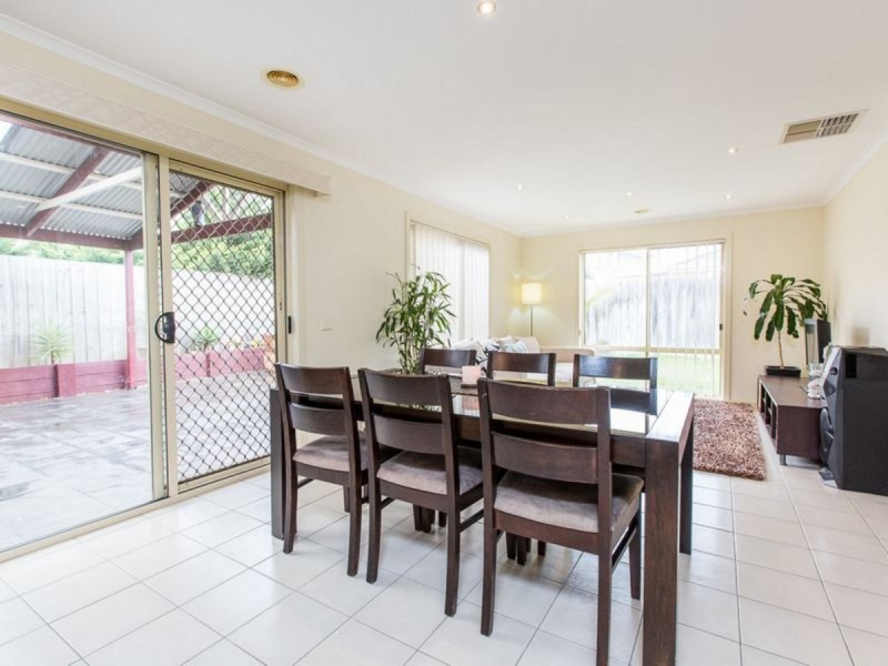 20 Henning Avenue, Lynbrook VIC 3975