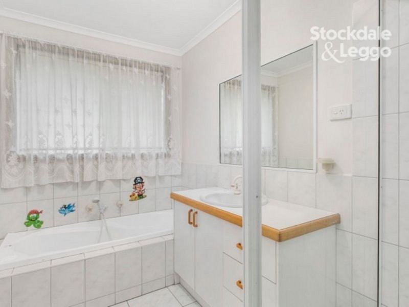 5 Christina Street, Narre Warren VIC 3805