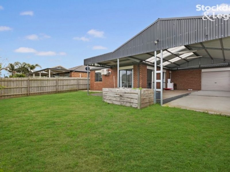 40 Sing Crescent, Berwick VIC 3806