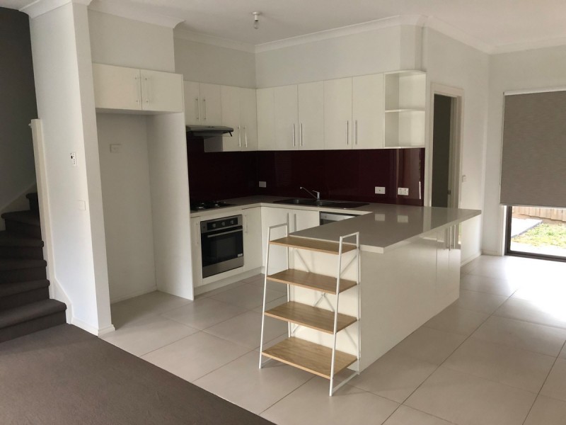 10/10-12 Innes Court, Berwick VIC 3806