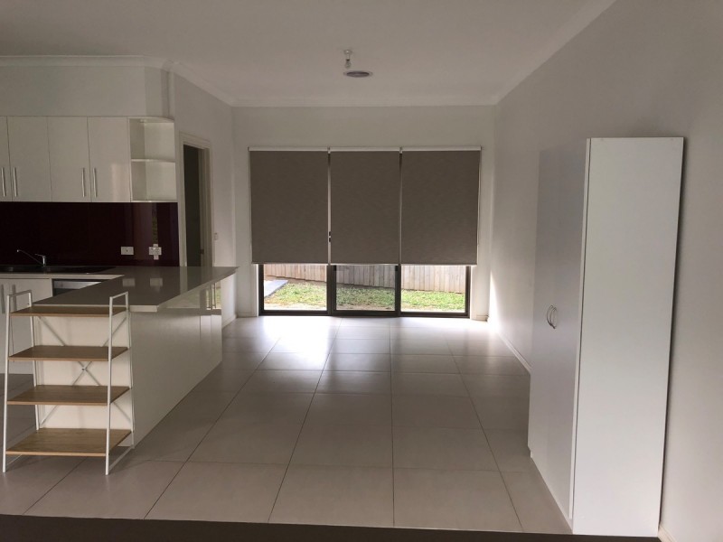 10/10-12 Innes Court, Berwick VIC 3806