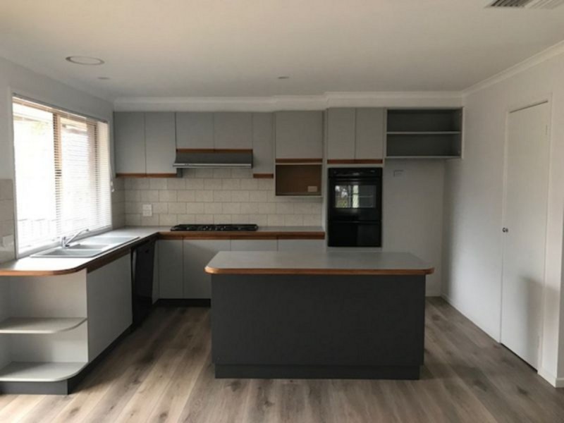 1/2 Redgum Place, Narre Warren VIC 3805