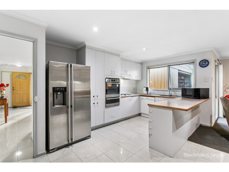 6 Penhurst Street, Narre Warren VIC 3805