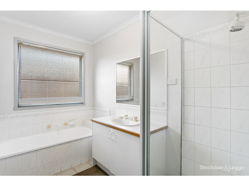 6 Penhurst Street, Narre Warren VIC 3805