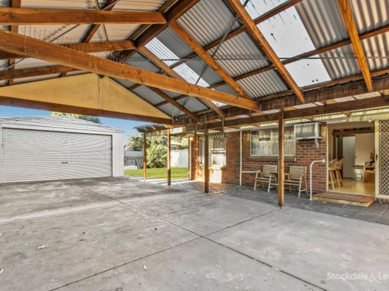 16 Ireland Avenue, Narre Warren VIC 3805