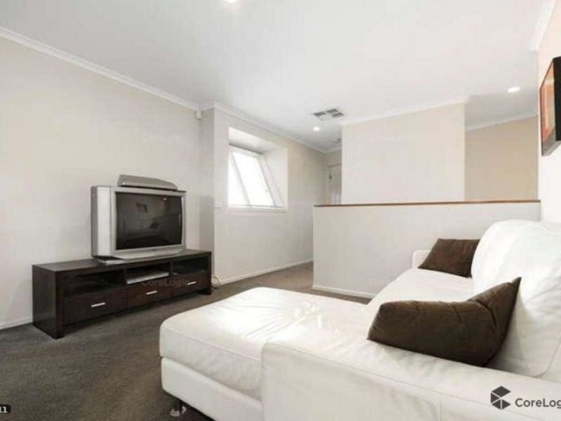 7 Sunhill Way, Berwick VIC 3806