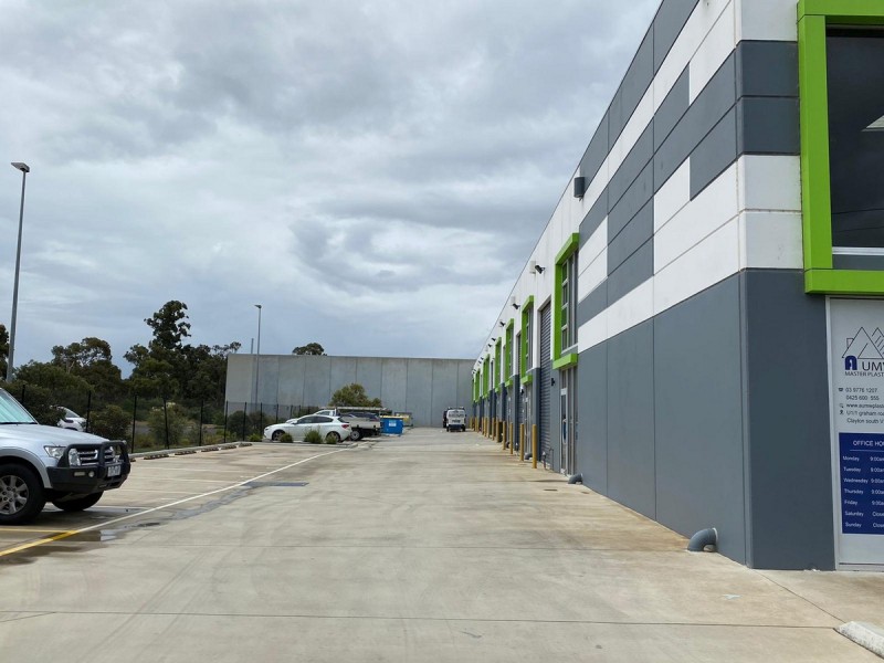 4/1 Graham Road, Clayton South VIC 3169