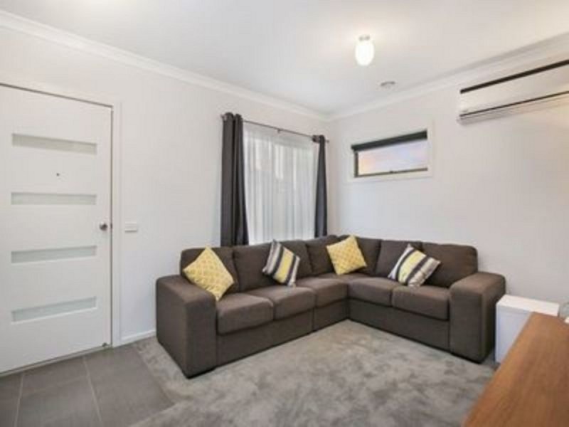 41 Sallys Run, Hampton Park VIC 3976