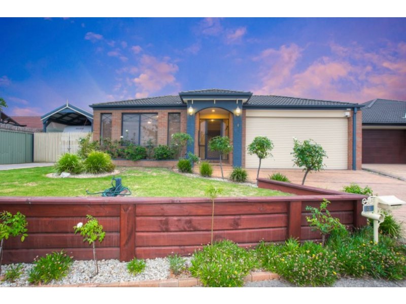 4 Foxwood Drive, Cranbourne East VIC 3977