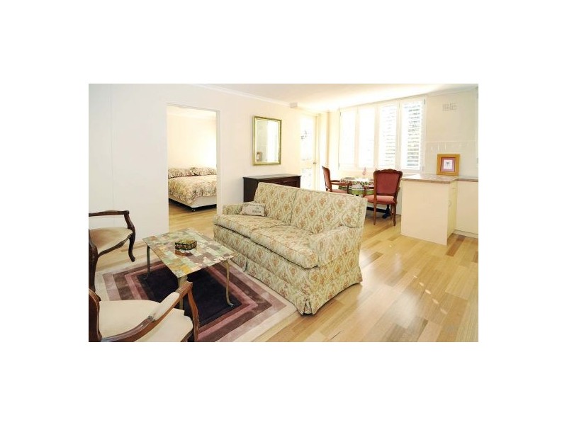 13/90-92 Elizabeth Bay Road, Elizabeth Bay NSW 2011