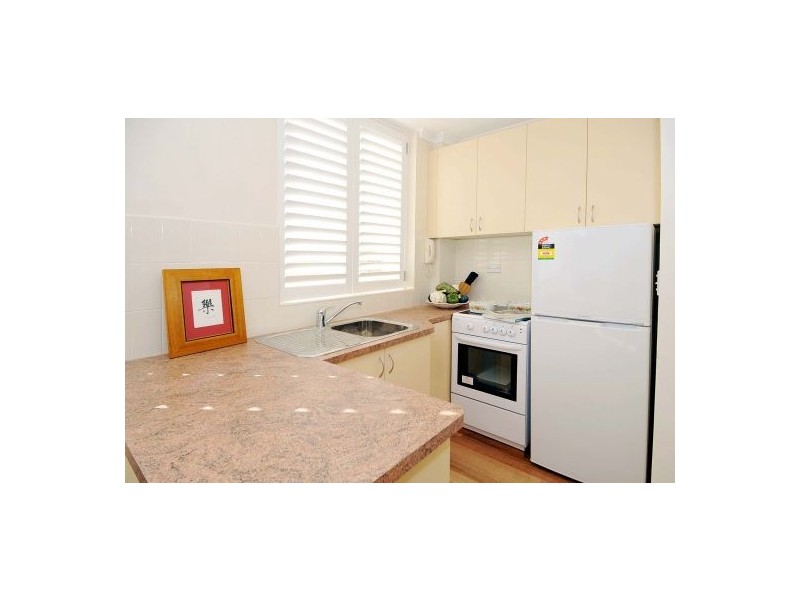 13/90-92 Elizabeth Bay Road, Elizabeth Bay NSW 2011