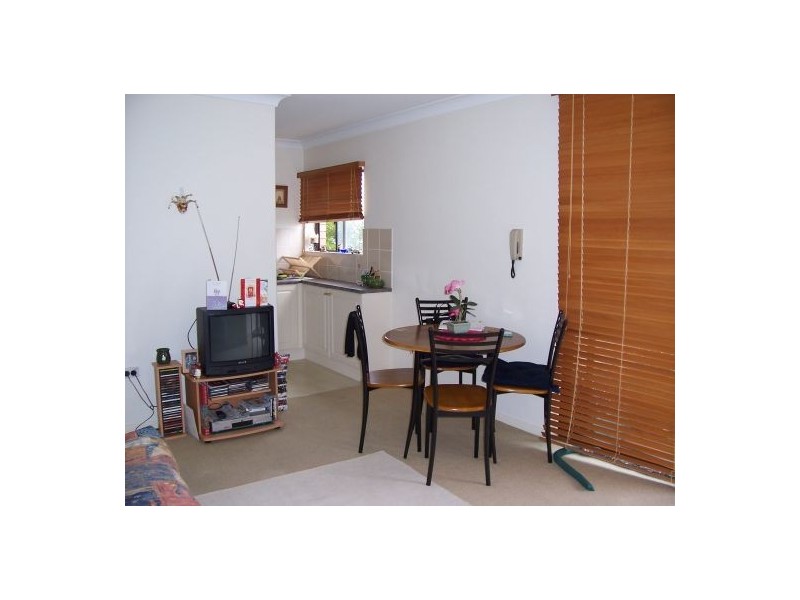 2F/12 Arthur Street, Surry Hills NSW 2010
