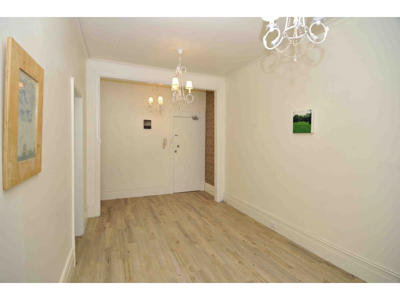 10/1 Hughes Street, Potts Point NSW 2011