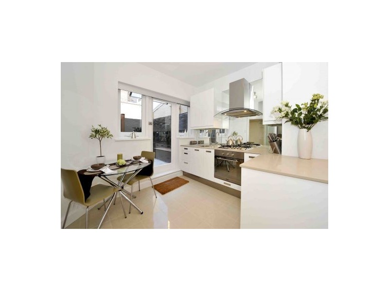 2/108 Victoria Street, Potts Point NSW 2011