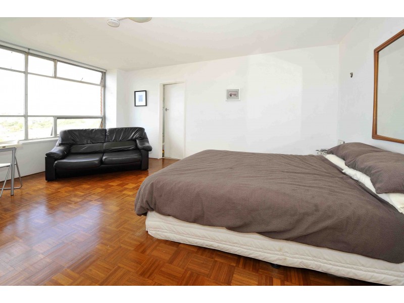 28/10 Barncleuth Square, Elizabeth Bay NSW 2011