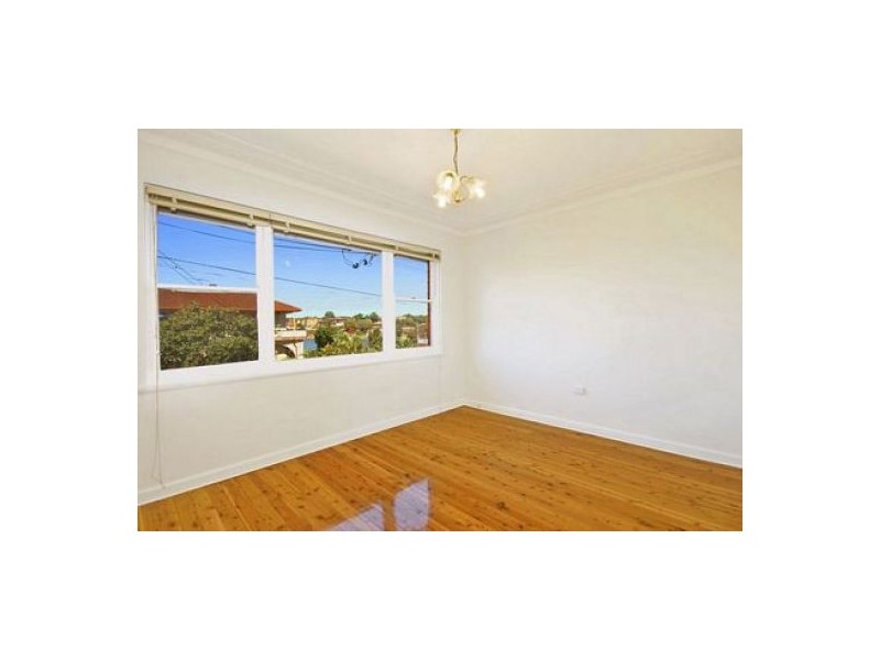 40 Burns Crescent, Chiswick NSW 2046