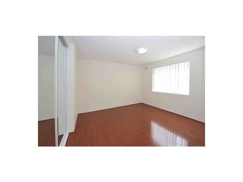 13/11 Station Street West, Parramatta NSW 2150