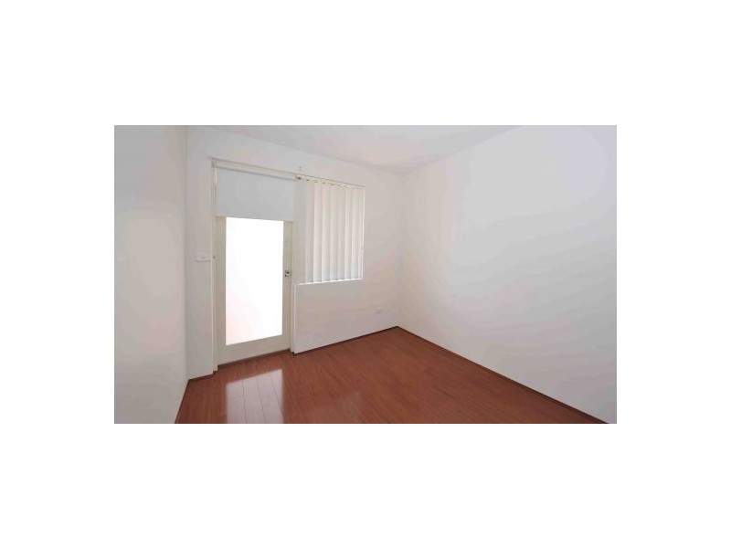 13/11 Station Street West, Parramatta NSW 2150